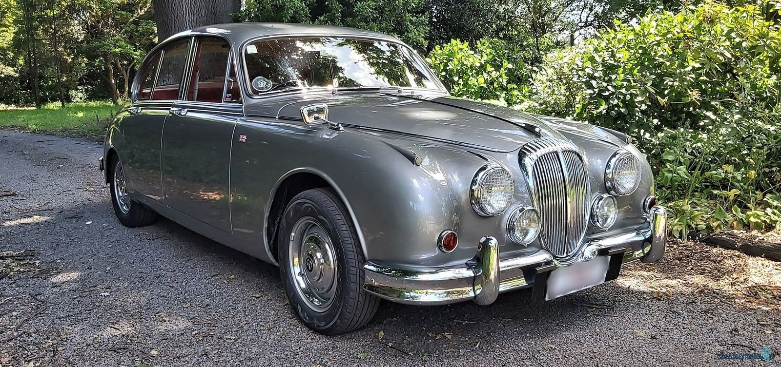 1967' Daimler V8 2.5 photo #2