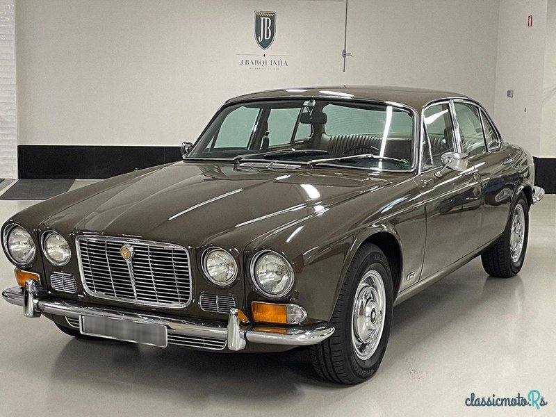 1972' Jaguar XJ photo #1