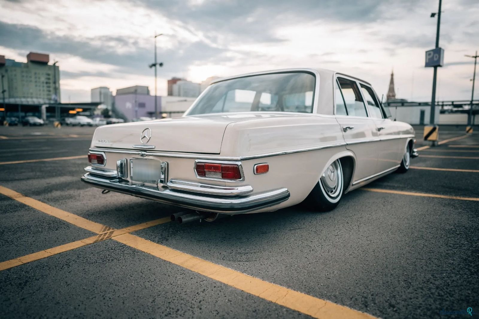 1969' Mercedes-Benz 280 photo #4