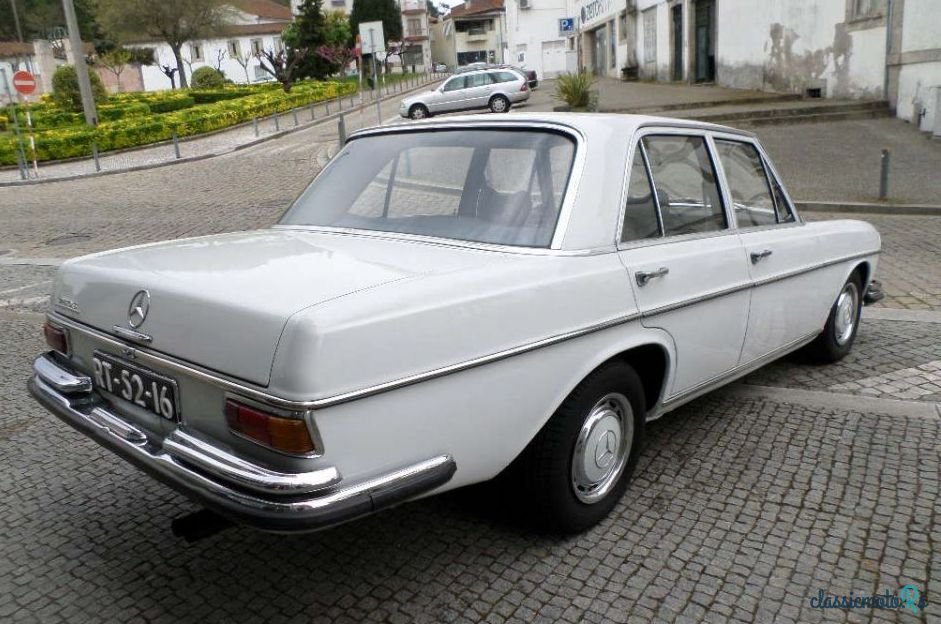 1970' Mercedes-Benz S-280 Sedan photo #5