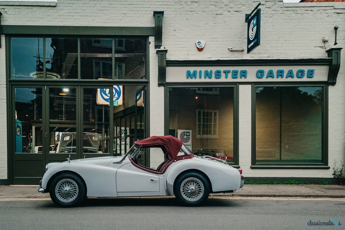 1960' Triumph TR3 photo #4