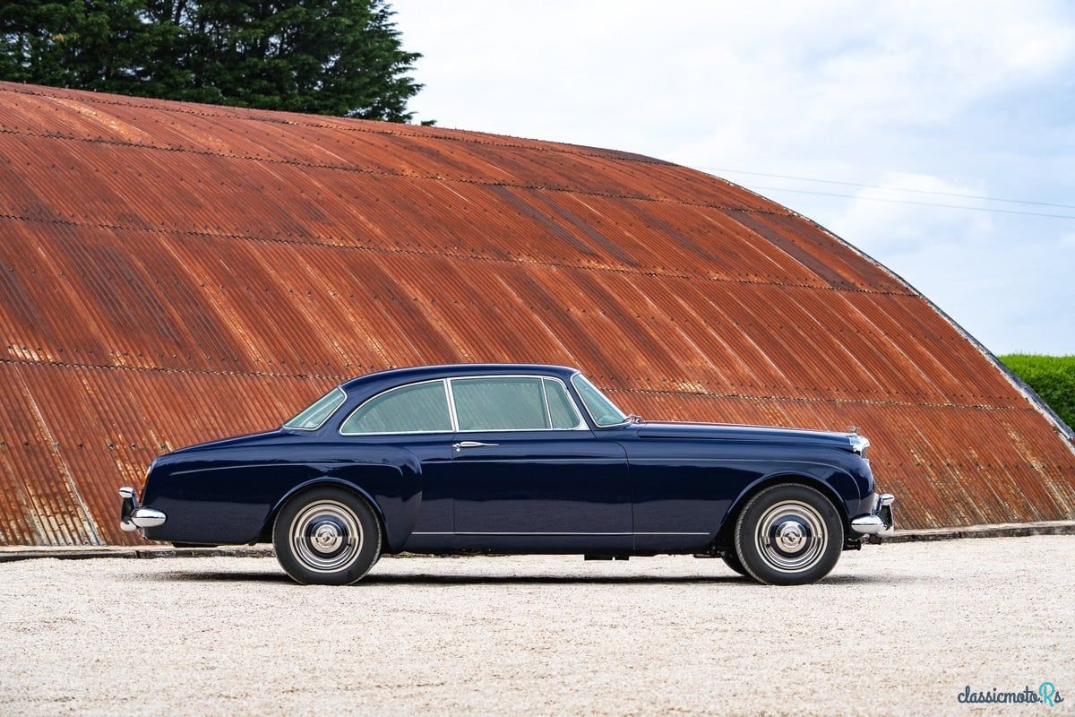 1961' Bentley Continental photo #3