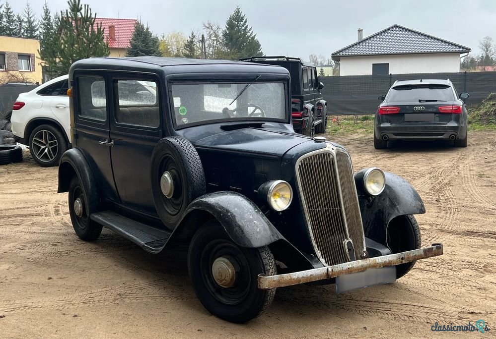 1935' Renault Monaquatre photo #2