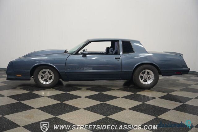 1984' Chevrolet Monte Carlo photo #3