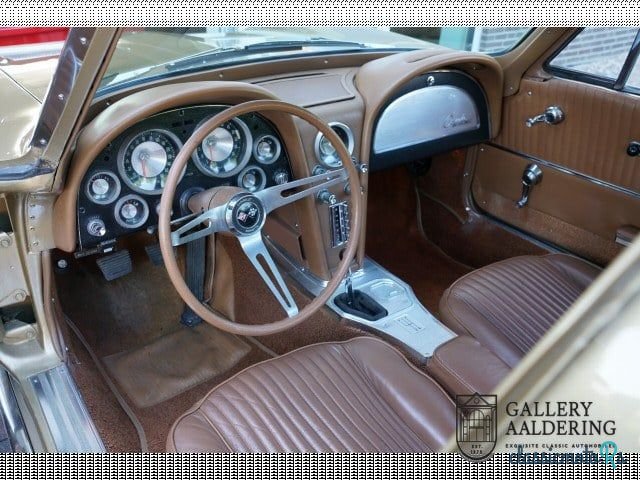 1963' Chevrolet Corvette photo #3