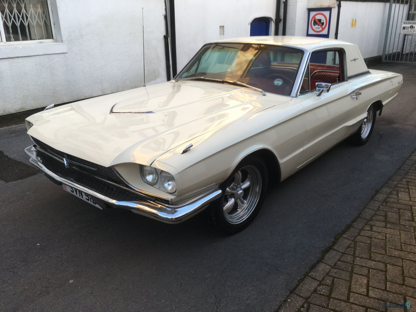 1966' Ford Thunderbird photo #4
