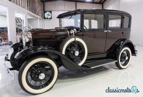 1930' Ford Model A Fordor photo #4