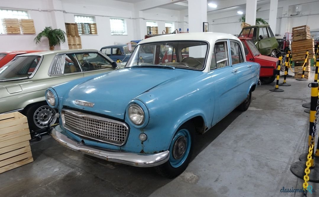 1958' Standard Vanguard photo #1