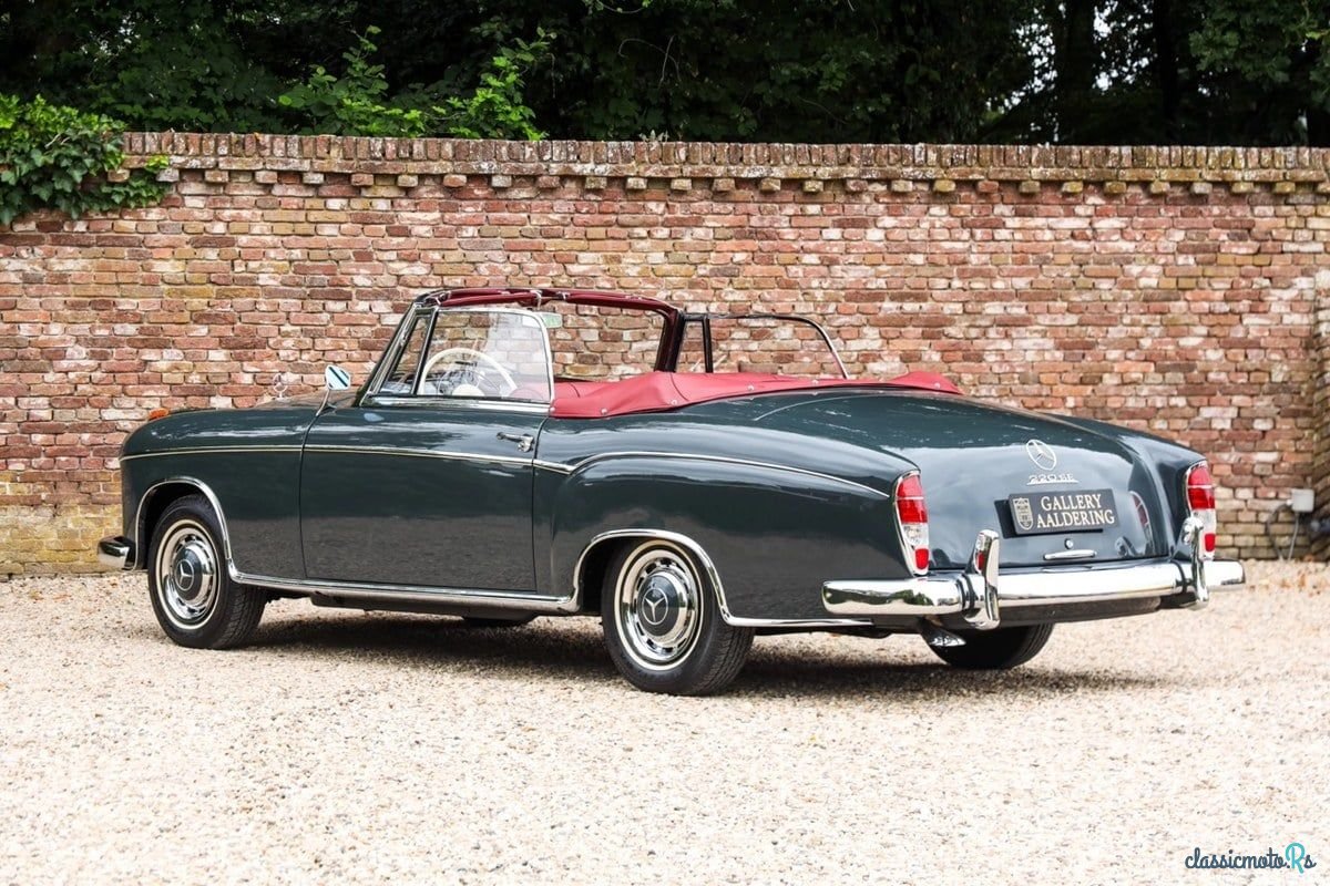 1960' Mercedes-Benz 220 photo #3