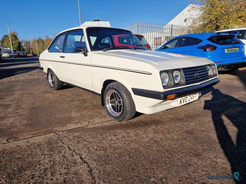 1980' Ford Escort photo #1