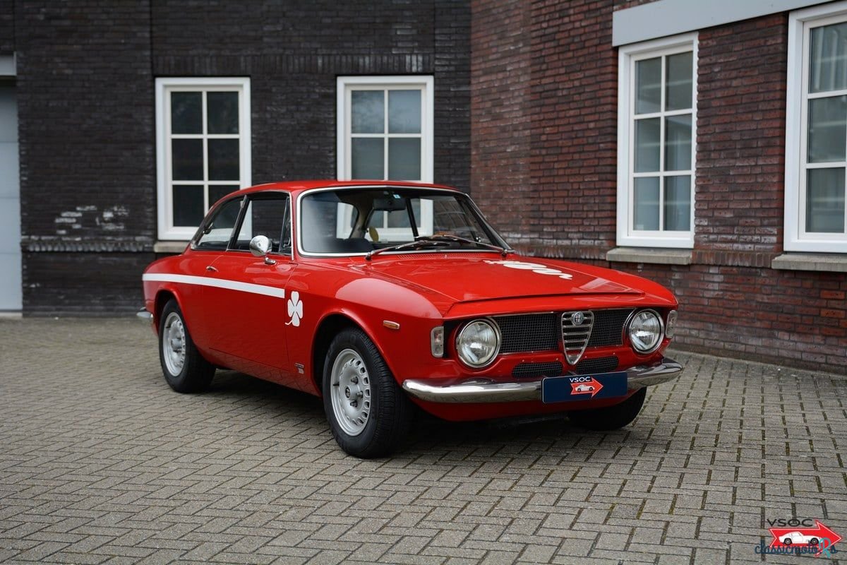 1968' Alfa Romeo Giulia photo #4
