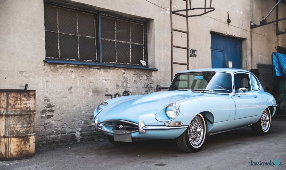 1968' Jaguar E-Type photo #1