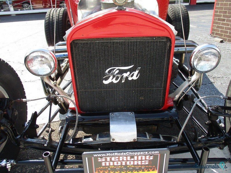 1923' Ford Custom photo #4