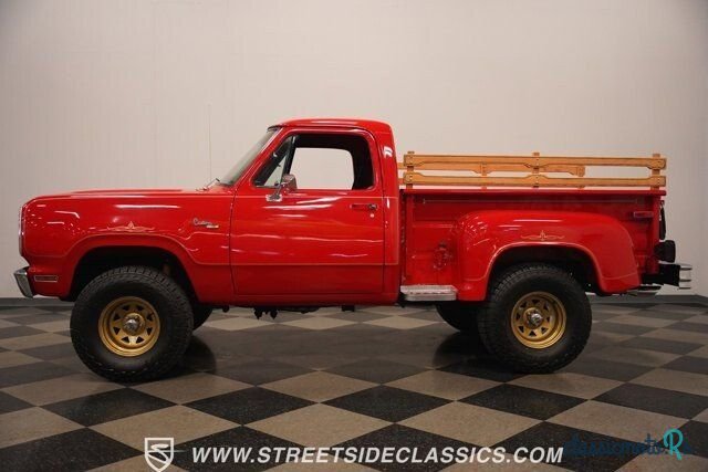 1978' Dodge D/W Truck photo #2