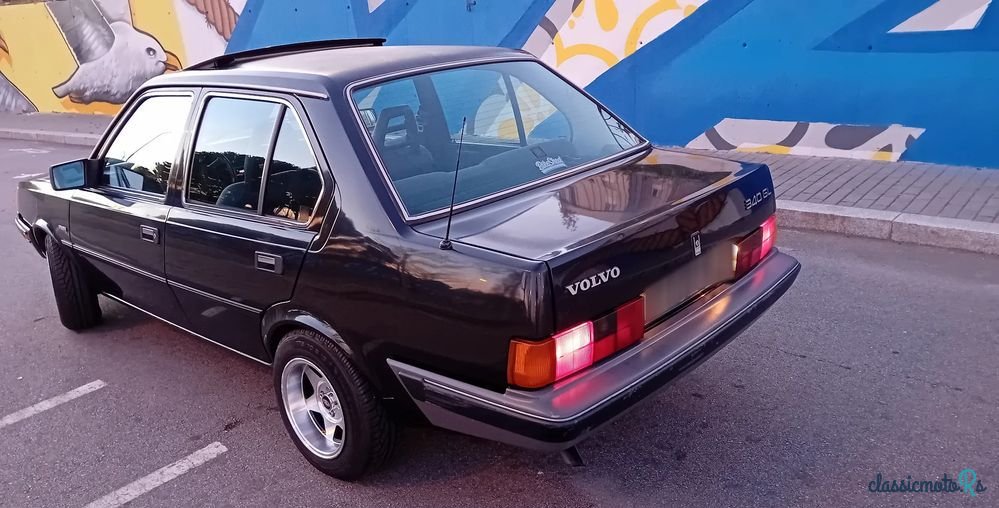 1986' Volvo 340 Gl photo #2