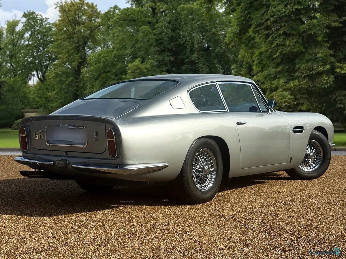 1967' Aston Martin DB6 photo #4