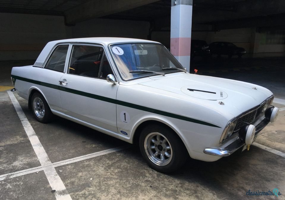 1969' Ford Escort photo #4