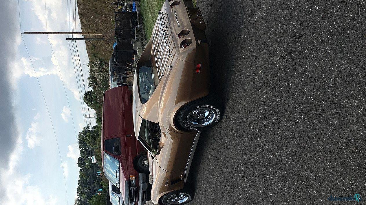 1975' Chevrolet Corvette photo #2