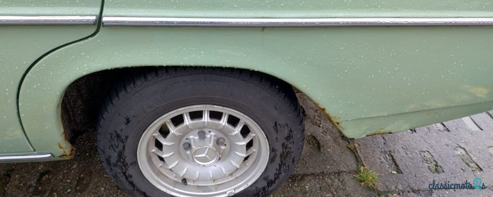 1974' Mercedes-Benz 200 photo #6