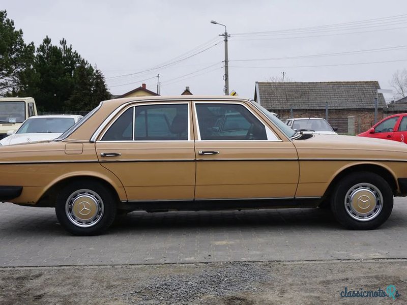 1978' Mercedes-Benz W123 photo #6