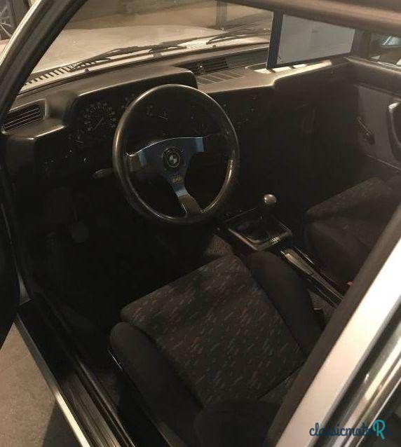 1981' BMW 320 photo #2