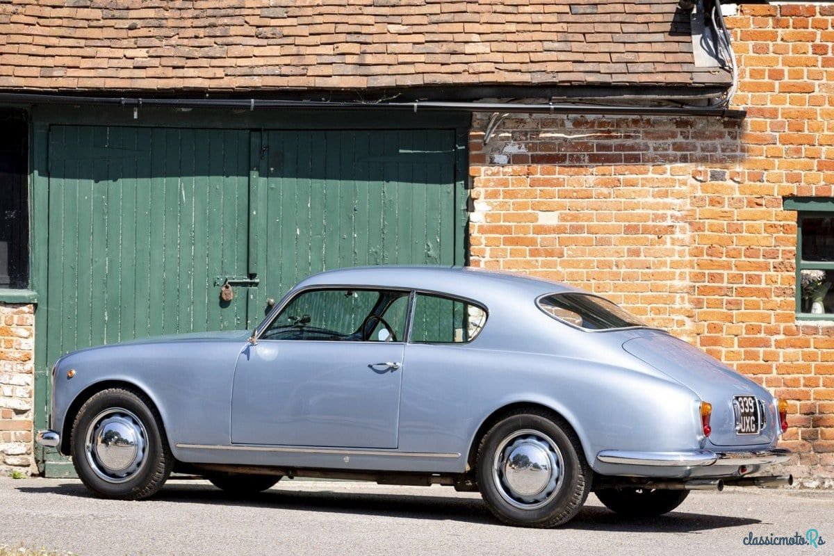 1955' Lancia Aurelia photo #4