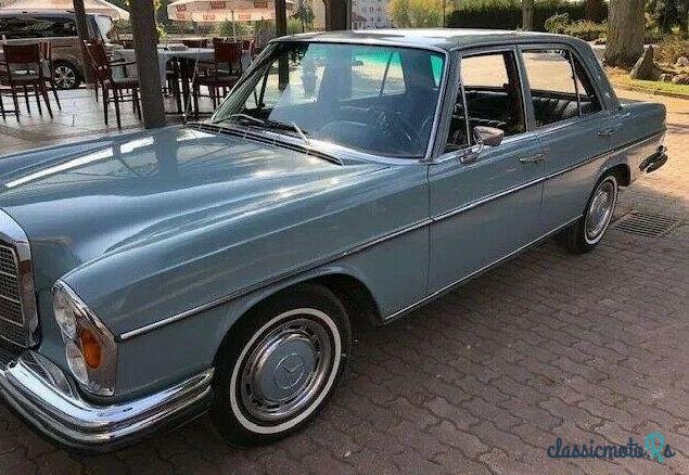 1969' Mercedes-Benz 280 photo #3