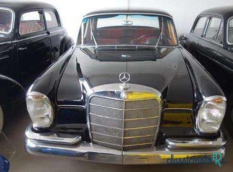 1961' Mercedes-Benz photo #2