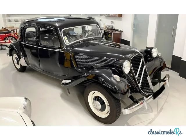 1954' Citroen 11 photo #2