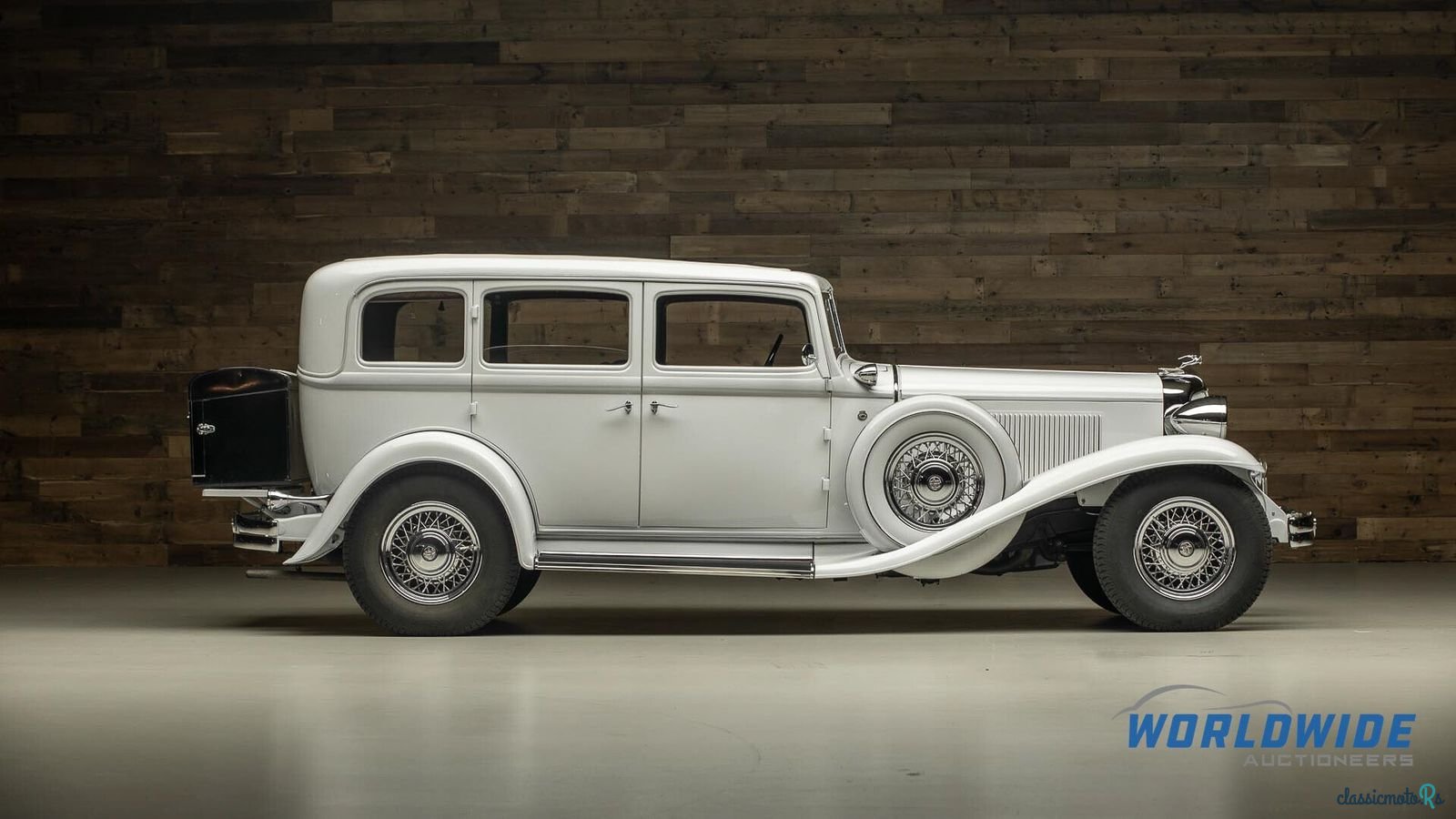 1932' Chrysler Imperial photo #4