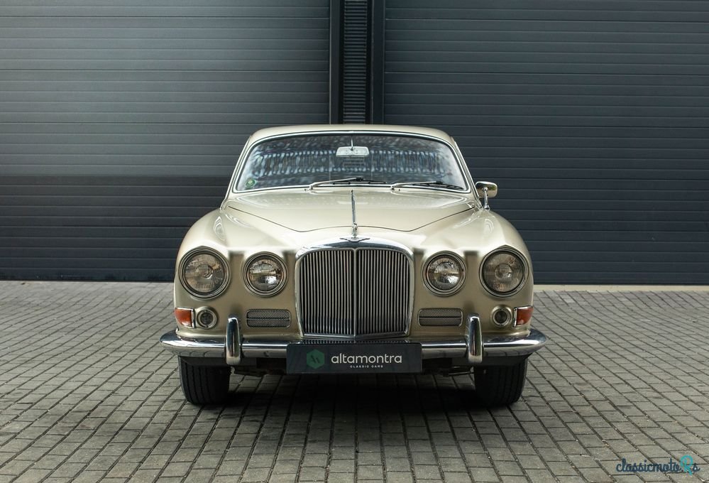 1968' Jaguar 420G photo #3