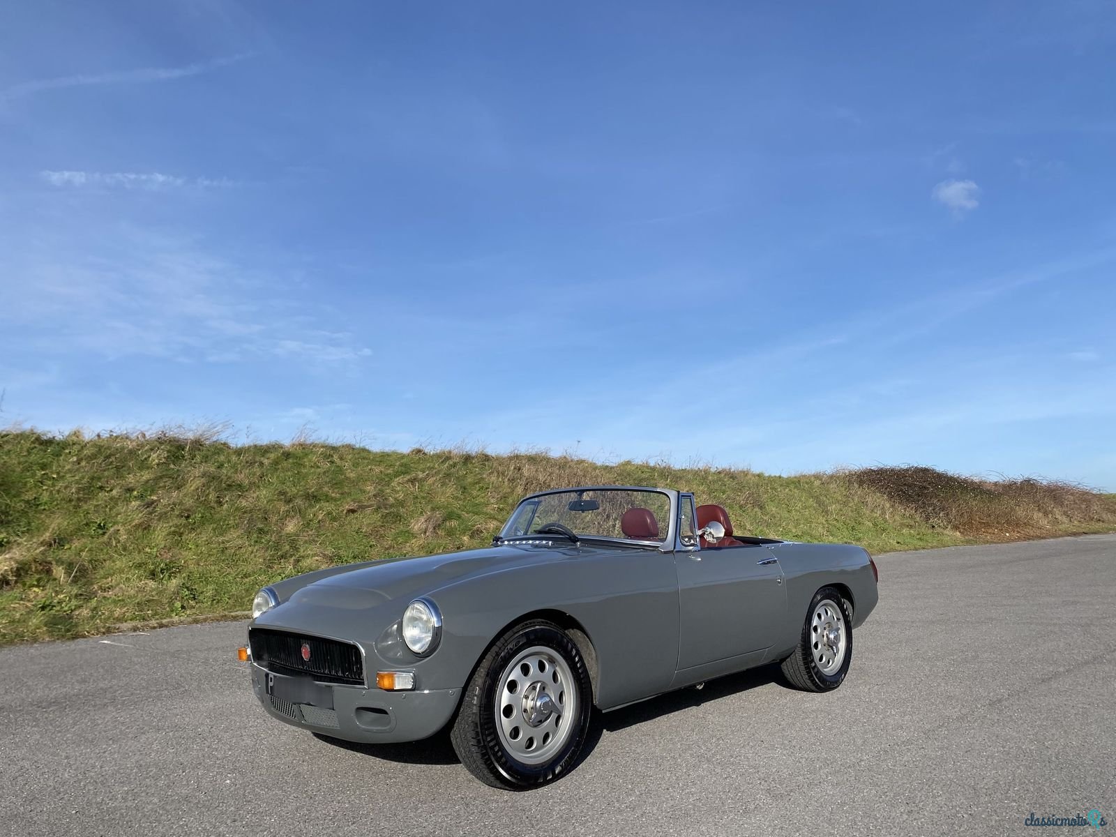 1975' MG Mgb 6 photo #4