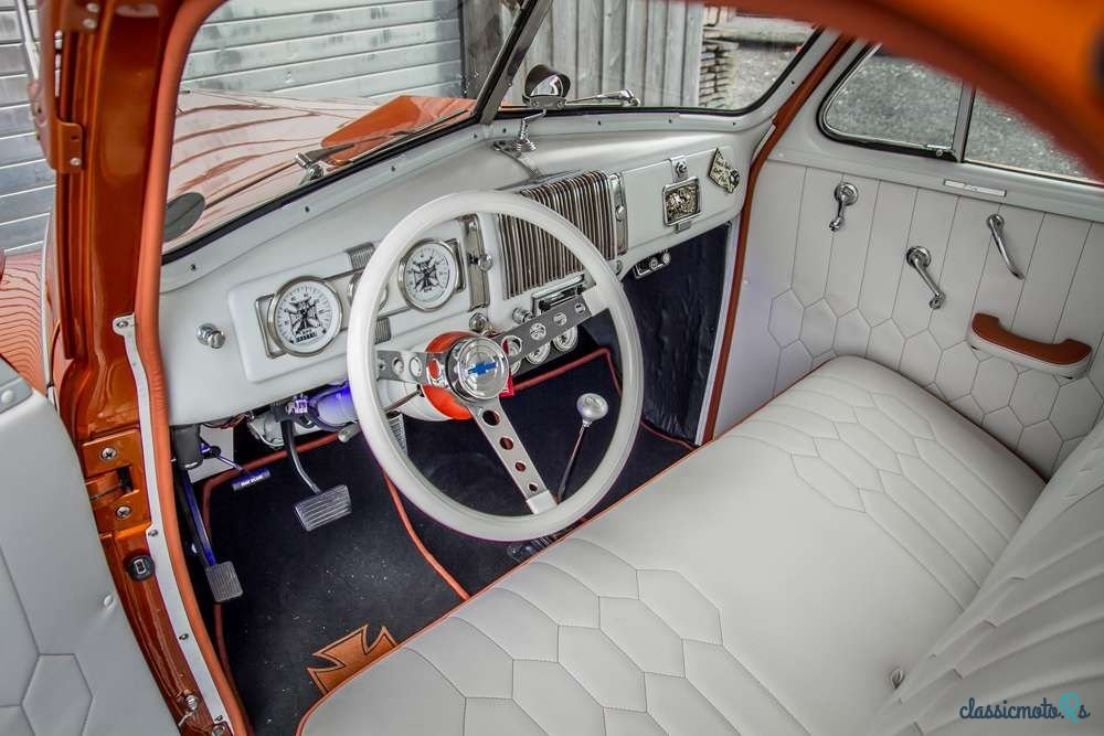 1940' Chevrolet photo #4