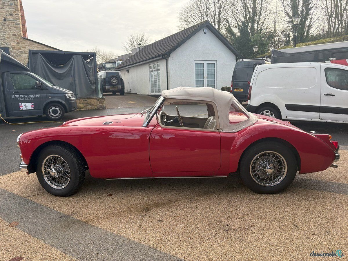 1959' MG MGA photo #6