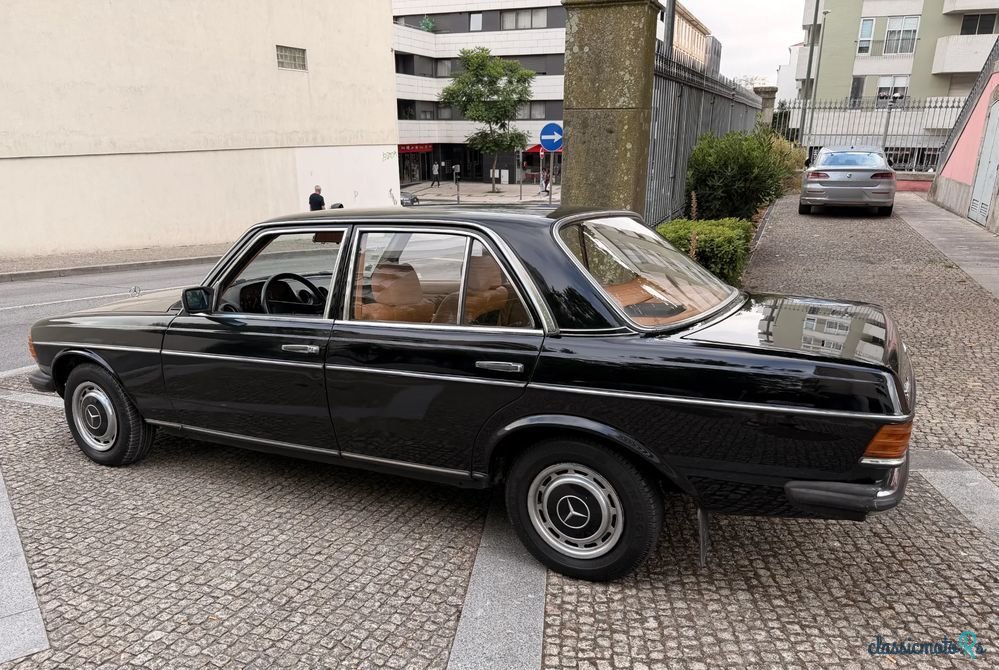 1980' Mercedes-Benz W123 photo #3