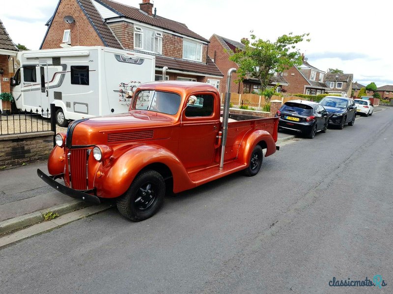 1946' Ford Pick Up photo #1