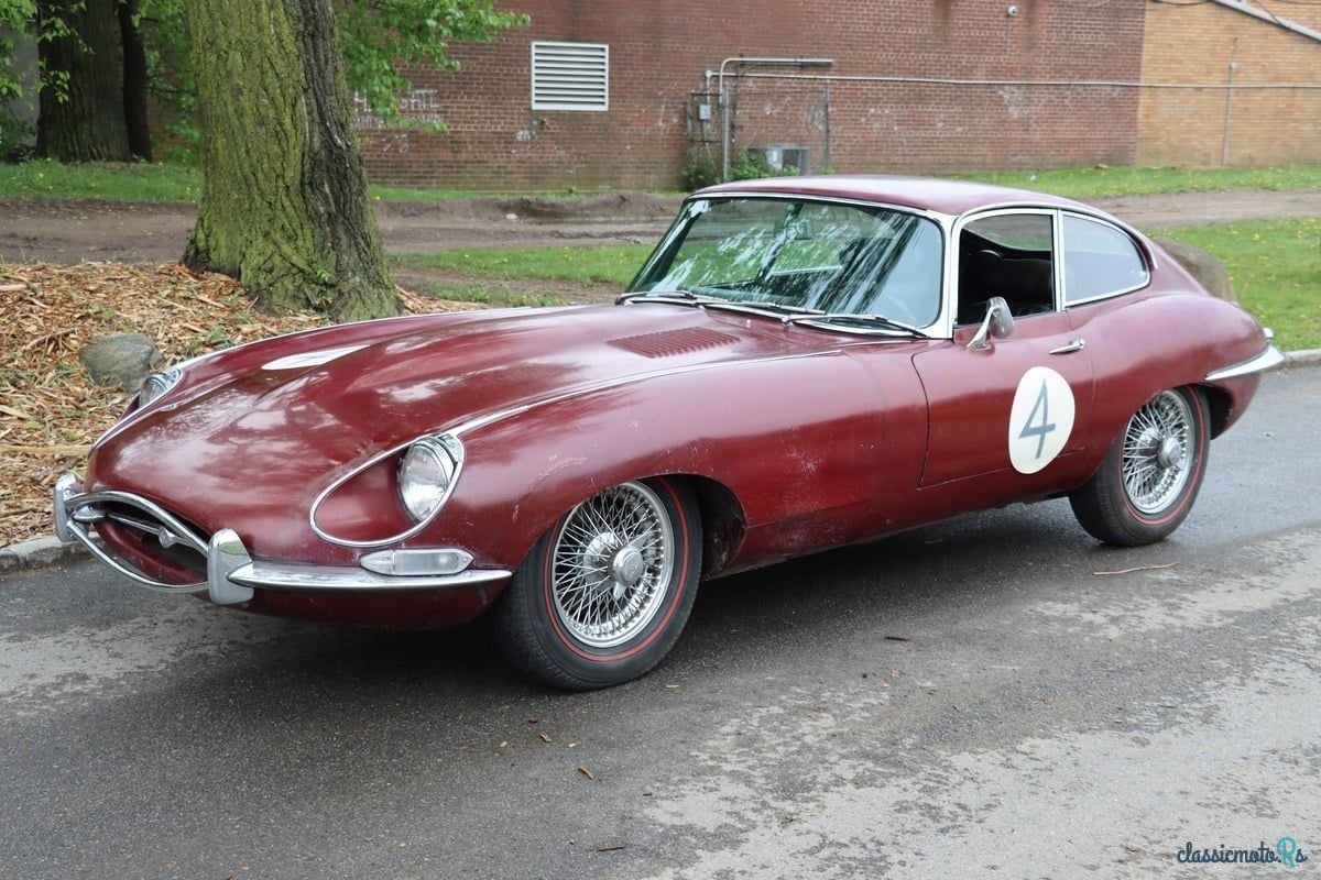1968' Jaguar XK photo #2