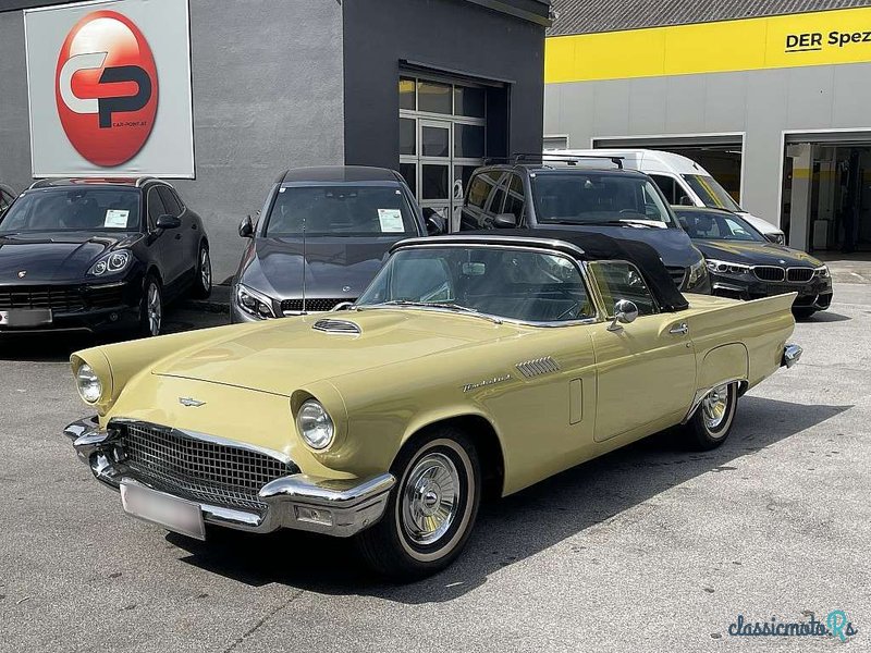 1957' Ford Thunderbird photo #1