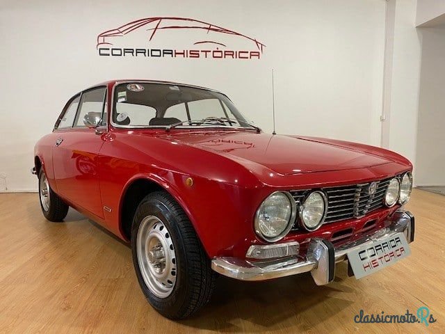 1974' Alfa Romeo Gtv 2000 photo #1