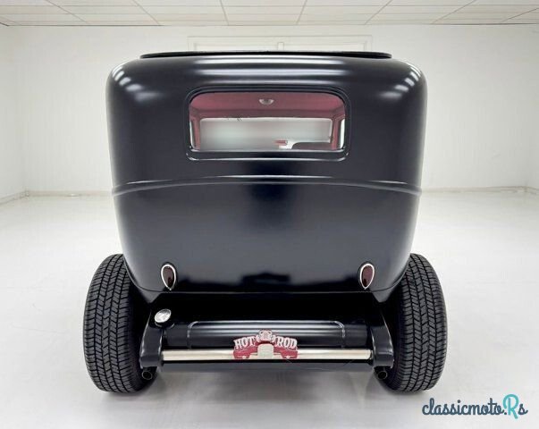 1932' Ford Deluxe photo #4