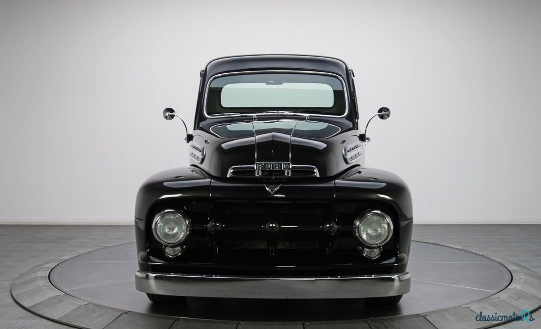 1952' Ford F-100 photo #5