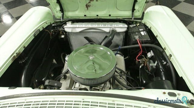 1957' Ford Custom photo #2