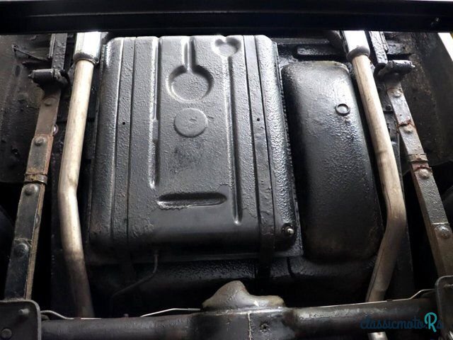 1954' Ford Crestline photo #3