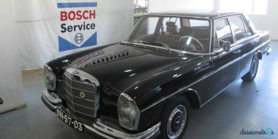 1970' Mercedes-Benz 280 Se Sedan photo #3