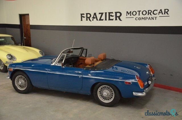 1974' MG MGB photo #6