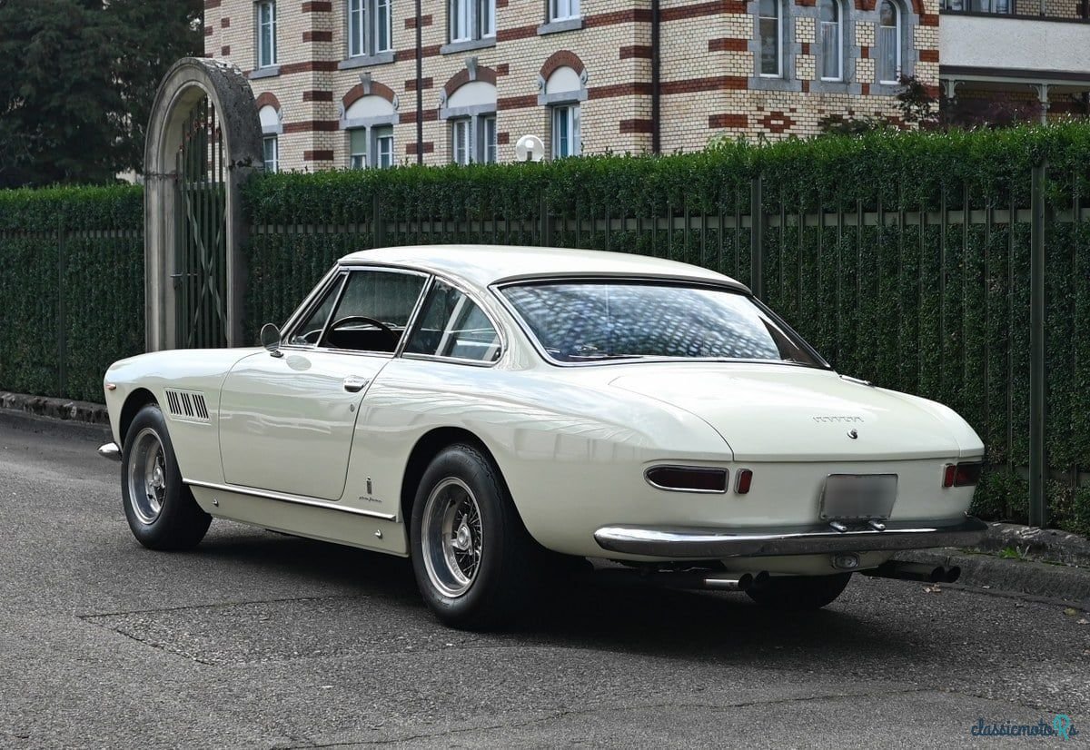 1965' Ferrari 330 photo #5