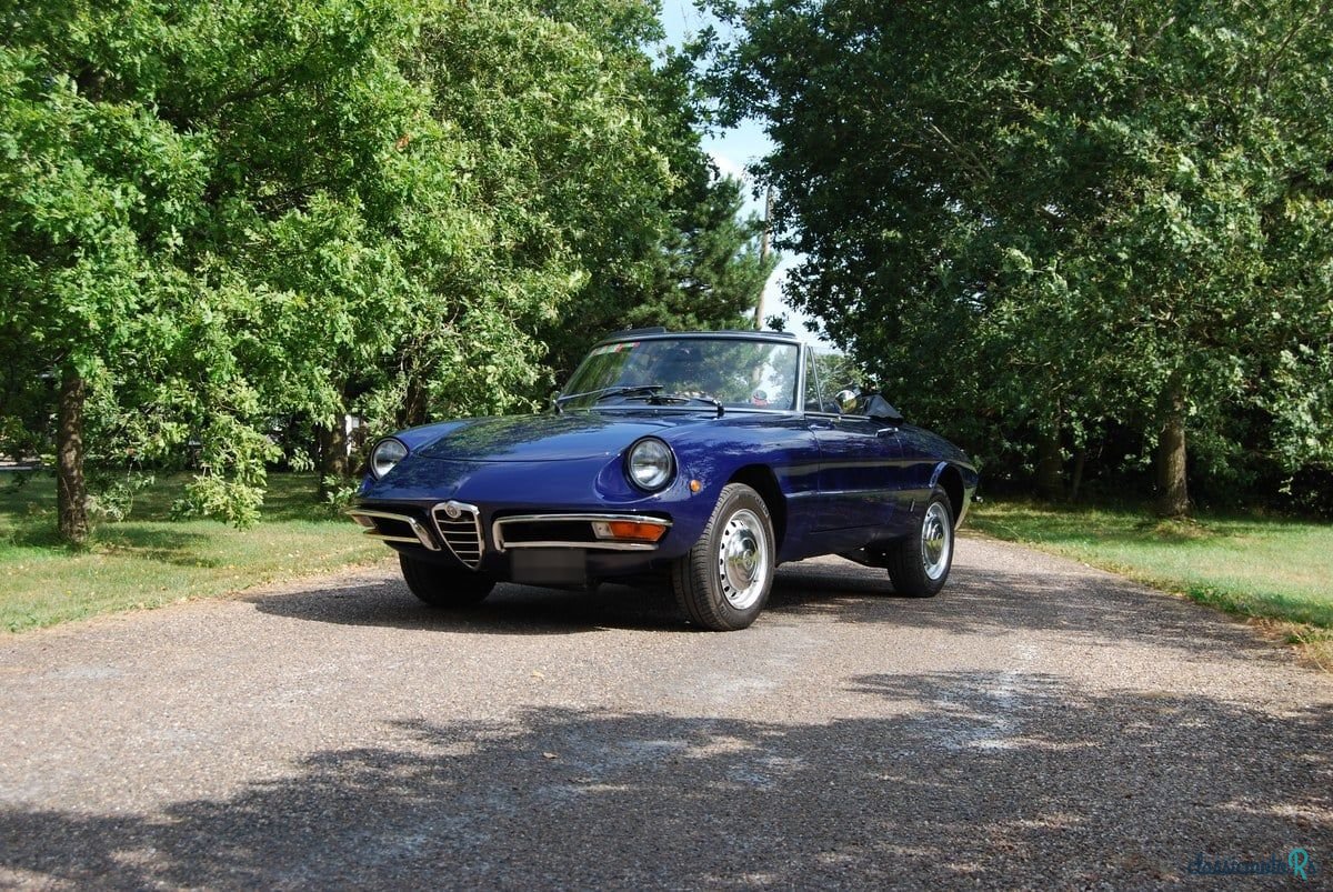 1969' Alfa Romeo Spider (Duetto) photo #2