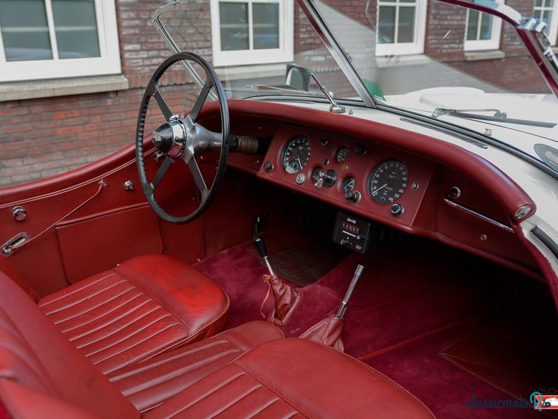 1954' Jaguar Xk120 photo #5