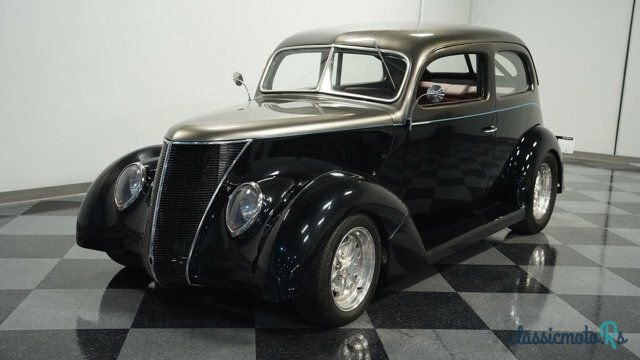 1937' Ford photo #5