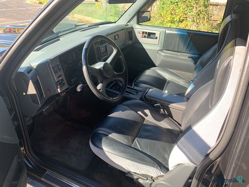 1992' GMC Typhoon photo #3